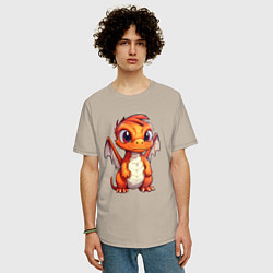 Футболка оверсайз мужская Милый маленький новогодний дракон 2024, цвет: миндальный — фото 2