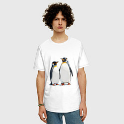 Футболка оверсайз мужская Друзья-пингвины, цвет: белый — фото 2