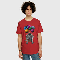 Футболка оверсайз мужская Космонавт на воздушных шарах, цвет: красный — фото 2