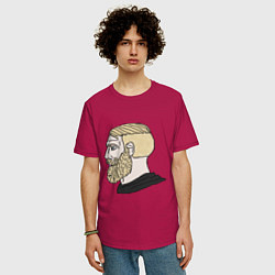 Футболка оверсайз мужская Мем с бородатым мужиком, цвет: маджента — фото 2