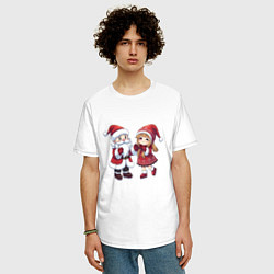 Футболка оверсайз мужская Мультяшные Дед Мороз и Снегурочка держатся за руки, цвет: белый — фото 2
