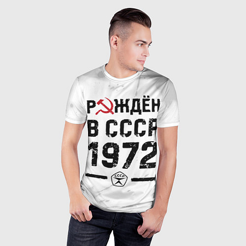 Мужская спорт-футболка Рождён в СССР в 1972 году на светлом фоне / 3D-принт – фото 3
