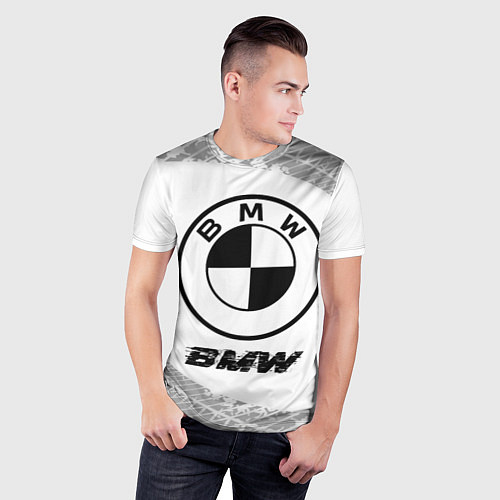 Мужская спорт-футболка BMW speed на светлом фоне со следами шин / 3D-принт – фото 3