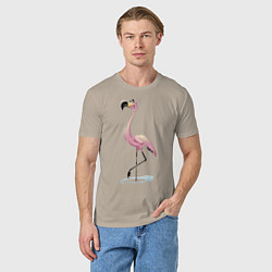 Футболка хлопковая мужская Гордый фламинго, цвет: миндальный — фото 2