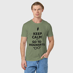 Футболка хлопковая мужская Keep Calm & Go To Hogwarts, цвет: авокадо — фото 2