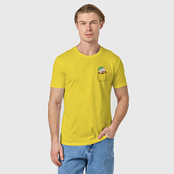 Футболка хлопковая мужская Картман в кармане, цвет: желтый — фото 2