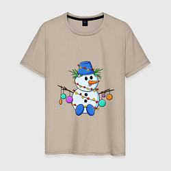 Футболка хлопковая мужская Веселый новогодний снеговик, цвет: миндальный