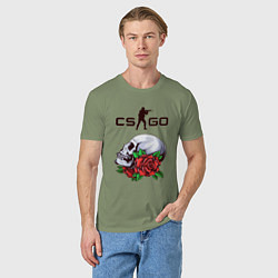 Футболка хлопковая мужская Контра и череп с розами, цвет: авокадо — фото 2
