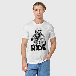 Футболка хлопковая мужская Raccoon ride, цвет: белый — фото 2