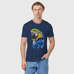 Футболка хлопковая мужская Сине-золотой попугай ара, цвет: тёмно-синий — фото 2