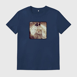 Футболка хлопковая мужская Смелый кот и собаки мем, цвет: тёмно-синий