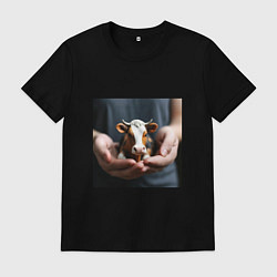 Футболка хлопковая мужская Красивая мини корова в руках, цвет: черный