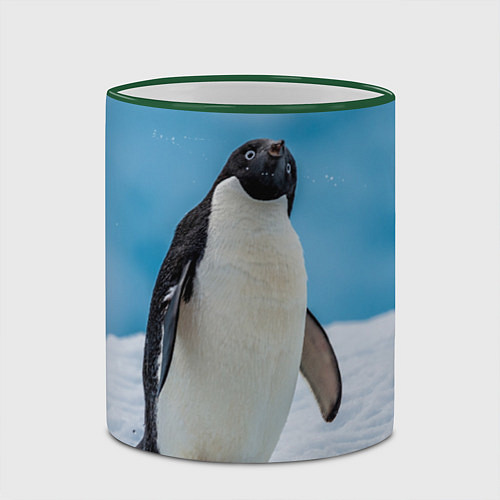 Кружка цветная Пингвин на айсберге / 3D-Зеленый кант – фото 2