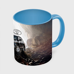 Кружка 3D Toyota Land Cruiser 200 в пещере со скальными рису, цвет: 3D-белый + небесно-голубой