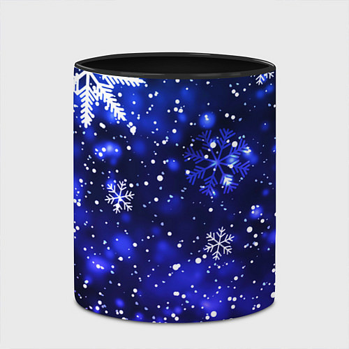 Кружка цветная Новогодние узорчатые снежинки / 3D-Белый + черный – фото 2