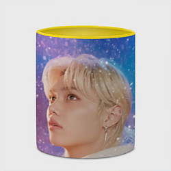 Кружка 3D Winter falls Felix Stray Kids, цвет: 3D-белый + желтый — фото 2