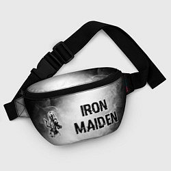 Поясная сумка Iron Maiden Glitch на светлом фоне, цвет: 3D-принт — фото 2