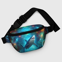 Поясная сумка Большая белая акула в космическом пространстве, цвет: 3D-принт — фото 2