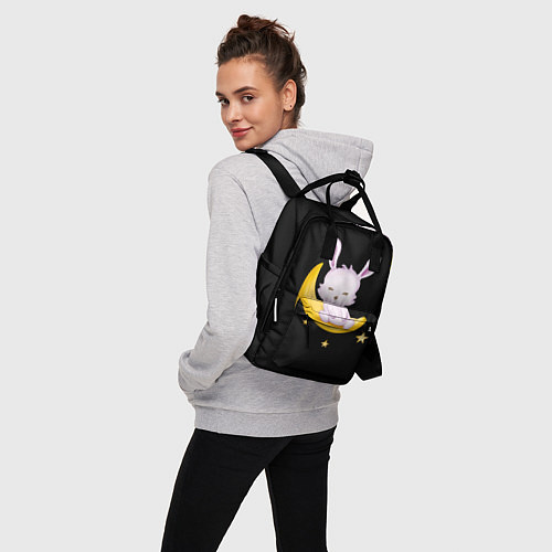 Женский рюкзак Крольчонок сидит на месяце на чёрном фоне / 3D-принт – фото 3