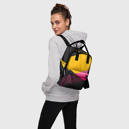 Женский рюкзак Желто-розовый дизайн на черном фоне / 3D-принт – фото 3