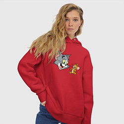 Толстовка оверсайз женская Tom & Jerry цвета красный — фото 2