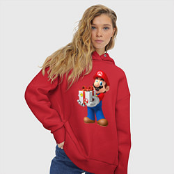 Толстовка оверсайз женская Марио держит подарок, цвет: красный — фото 2