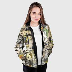 Куртка с капюшоном женская Восьмёрка на фоне рваных афиш, цвет: 3D-черный — фото 2