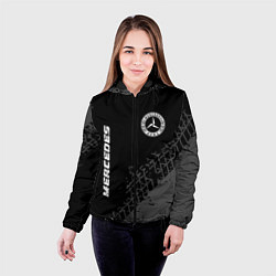 Куртка с капюшоном женская Mercedes speed на темном фоне со следами шин: надп, цвет: 3D-черный — фото 2