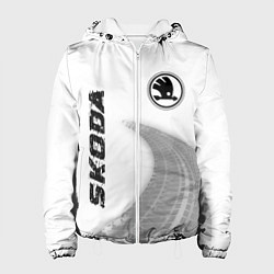 Куртка с капюшоном женская Skoda speed на светлом фоне со следами шин: надпис, цвет: 3D-белый