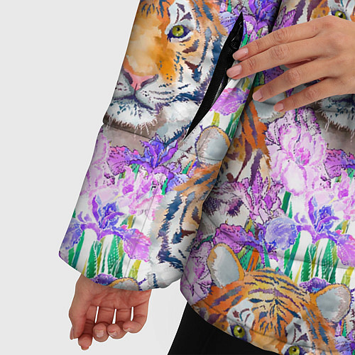 Женская зимняя куртка Тигр в цветах / 3D-Светло-серый – фото 5