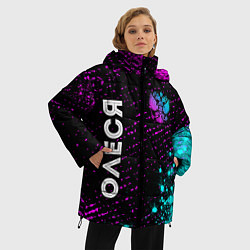 Куртка зимняя женская Олеся и неоновый герб России вертикально, цвет: 3D-черный — фото 2