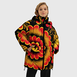 Куртка зимняя женская Хохломская роспись красно-жёлтые цветы на чёрном ф, цвет: 3D-черный — фото 2