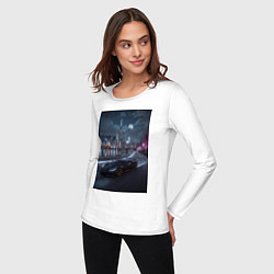 Лонгслив хлопковый женский Черный суперкар едет к мегаполису, цвет: белый — фото 2