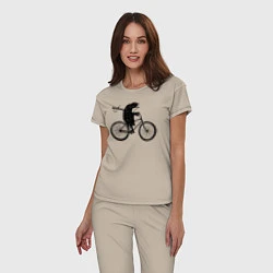 Пижама хлопковая женская Ежик на велосипеде, цвет: миндальный — фото 2