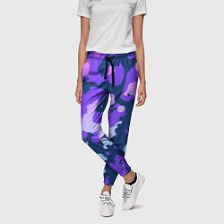 Брюки женские Паттерн с розовыми фиолетовыми и голубыми пятнами, цвет: 3D-принт — фото 2
