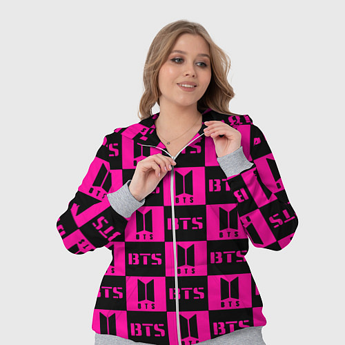 Женский костюм BTS pattern pink logo / 3D-Меланж – фото 3