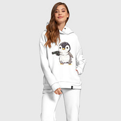 Женский костюм оверсайз Пингвин с пистолетом, цвет: белый — фото 2