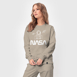 Костюм хлопковый женский Nasa - космонавт, цвет: миндальный — фото 2