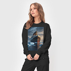 Костюм хлопковый женский Титаник плывет среди айсбергов, цвет: черный — фото 2