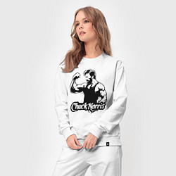 Костюм хлопковый женский Мускулистый Чак Норрис, цвет: белый — фото 2