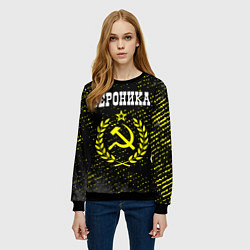 Свитшот женский Вероника и желтый символ СССР со звездой, цвет: 3D-черный — фото 2