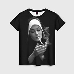 Футболка женская Красивая монашка с длинной сигаретой, цвет: 3D-принт