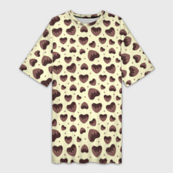 Женская длинная футболка Узор из шоколадных сердец на желтом фоне