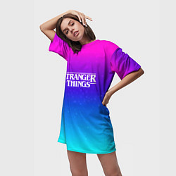 Футболка женская длинная Stranger Things gradient colors, цвет: 3D-принт — фото 2