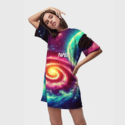 Футболка женская длинная Spiral galaxy - neon glow, цвет: 3D-принт — фото 2