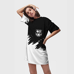 Футболка женская длинная Barcelona черно белые краски, цвет: 3D-принт — фото 2