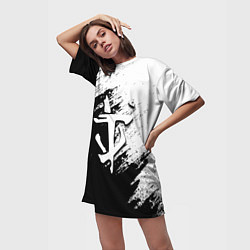 Футболка женская длинная Doom штрихи красок черные, цвет: 3D-принт — фото 2