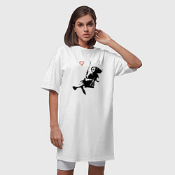 Футболка женская-платье Banksy - Бэнкси девочка на качелях, цвет: белый — фото 2