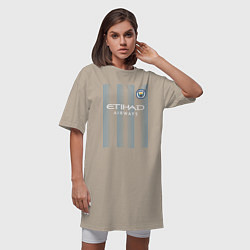 Футболка женская-платье Эрлинг Холанд Манчестер Сити форма 2324, цвет: миндальный — фото 2