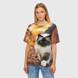 Футболка оверсайз женская Котик в листьях, цвет: 3D-принт — фото 2